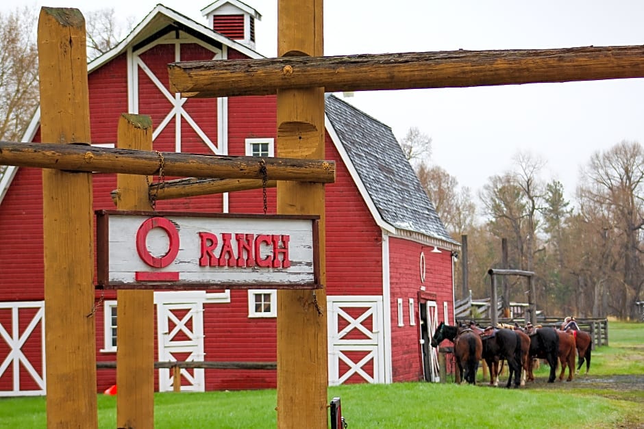 Circle Bar Guest Ranch