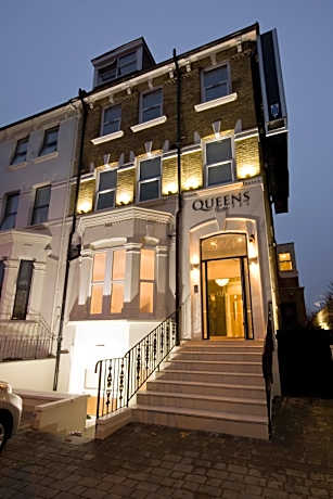 Queens Hotel