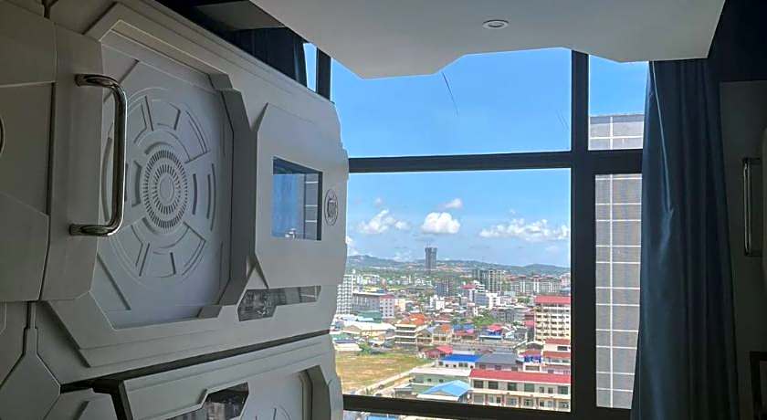 Jianpuke Space Capsule Backpacker Hostel