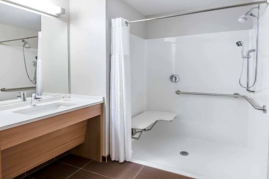 Microtel Inn & Suites by Wyndham Gambrills