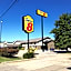 Super 8 by Wyndham Bentonville