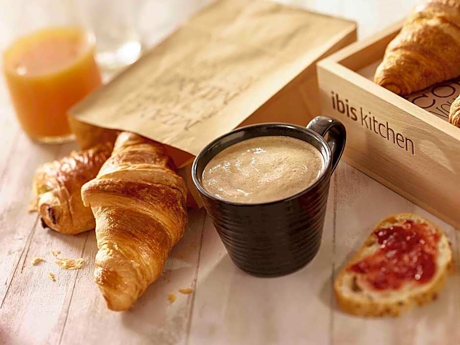 Hotel Mermoz Paris Le Bourget