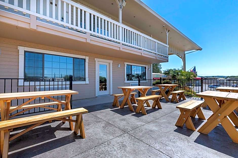 Travelodge by Wyndham Angels Camp CA