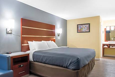 King Room - Disability Access