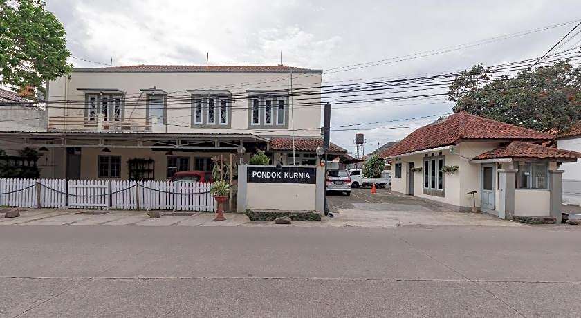 RedDoorz @ Hotel Pondok Kurnia near Buah Batu Bandung