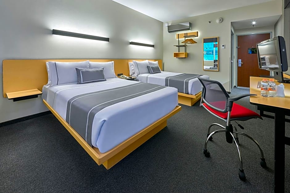 City Express Plus by Marriott Ciudad de México Santa Fe