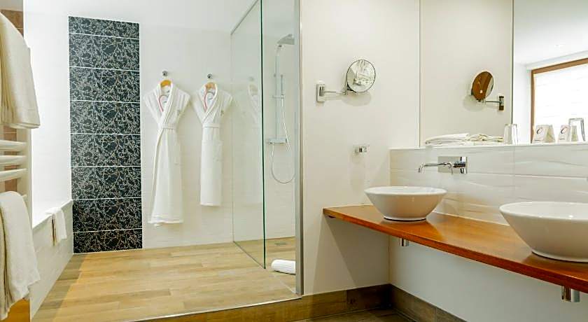 Le Manoir du Lys, The Originals Relais (Relais du Silence)