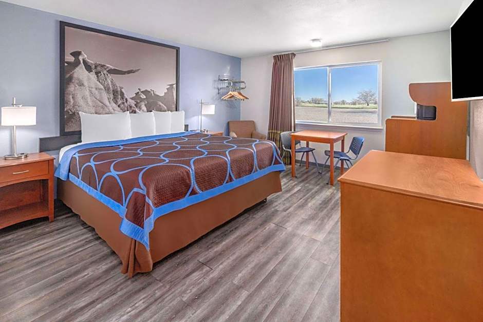 Super 8 by Wyndham Clayton