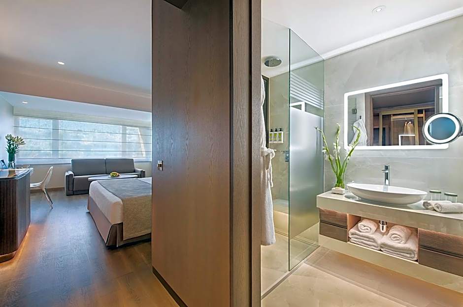 Amathus Beach Hotel Limassol