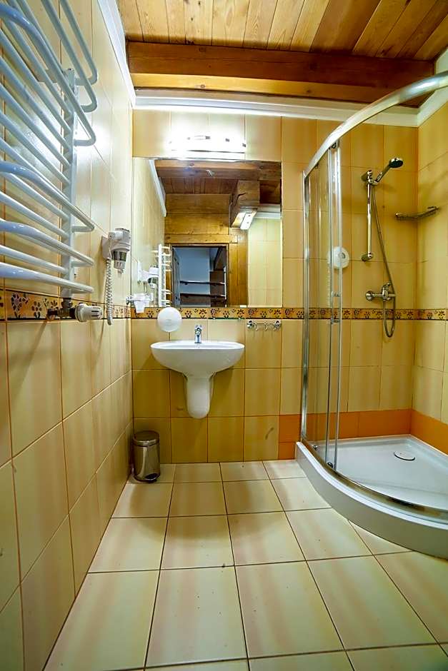Hotel Dworek Wapionka