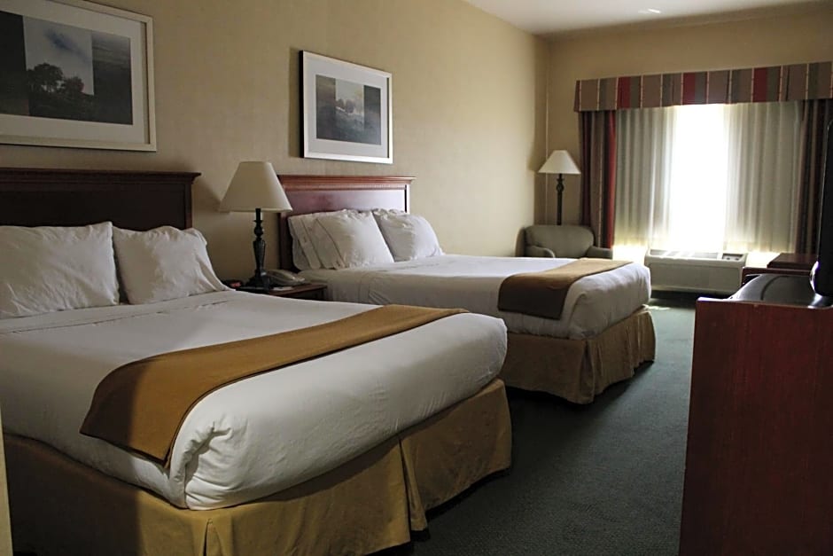 Holiday Inn Express Tehachapi