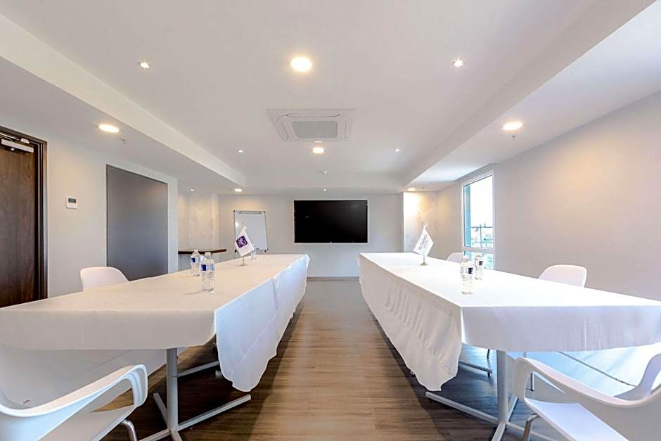 Sleep Inn Guadalajara Galerias