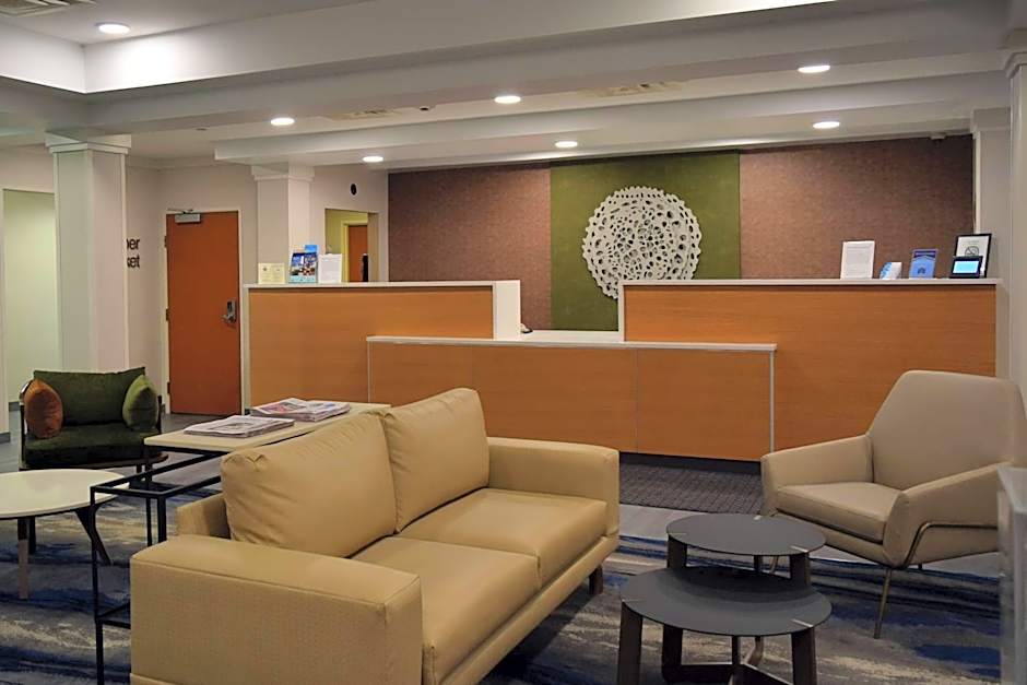Fairfield Inn & Suites by Marriott Youngstown Austintown
