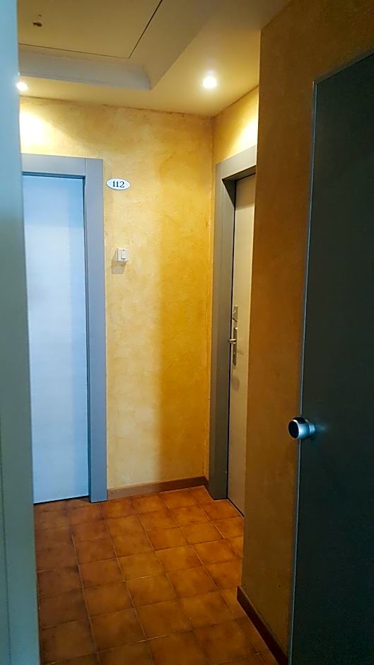 Hotel Etna - Hotel per Coppie e Famiglie con Parcheggio e Spiaggia