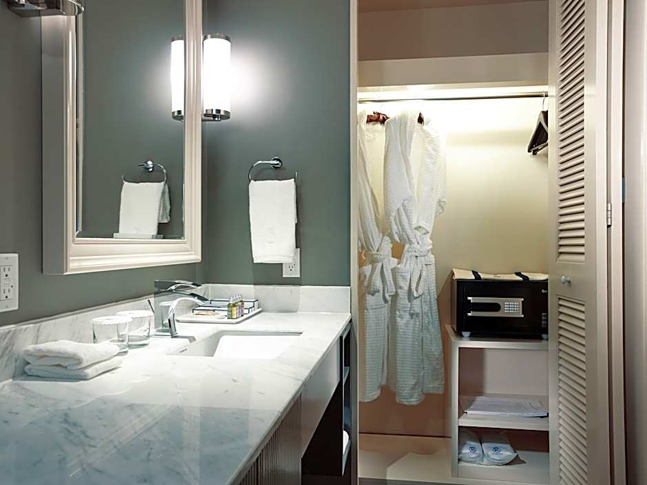 KENSINGTON HOTEL SAIPAN