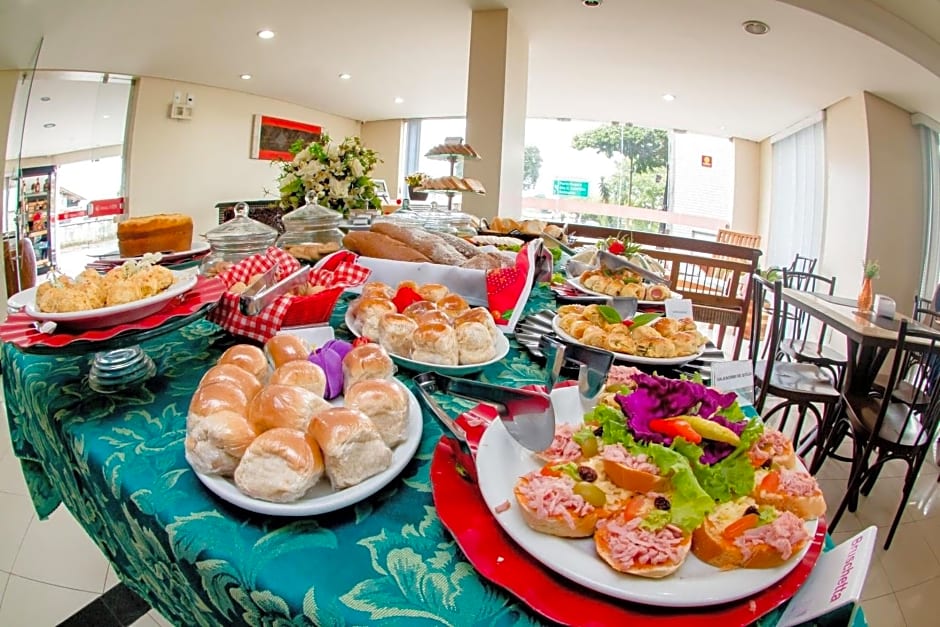 Eunapolis Plaza Hotel Ltda