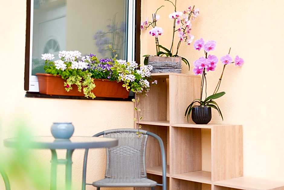 Ferienwohnungen und Zimmer Yassi