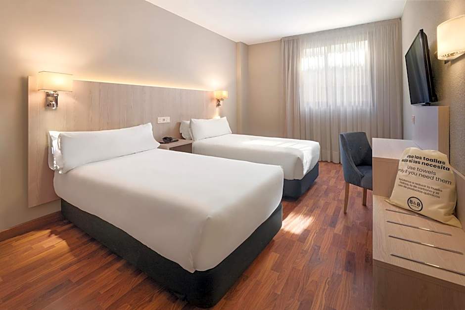 Hotel Zaragoza Royal