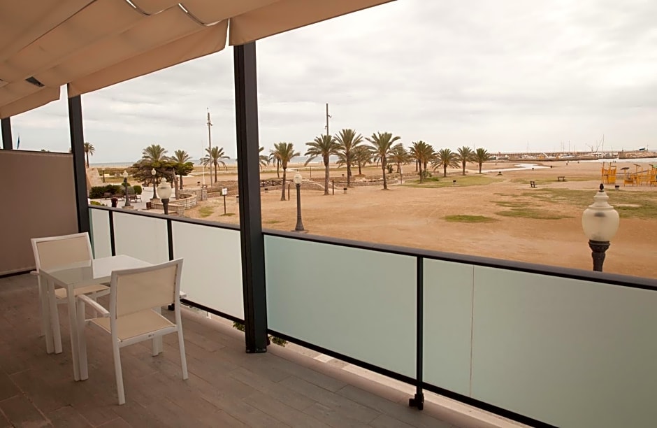 Hotel Brisamar Suites