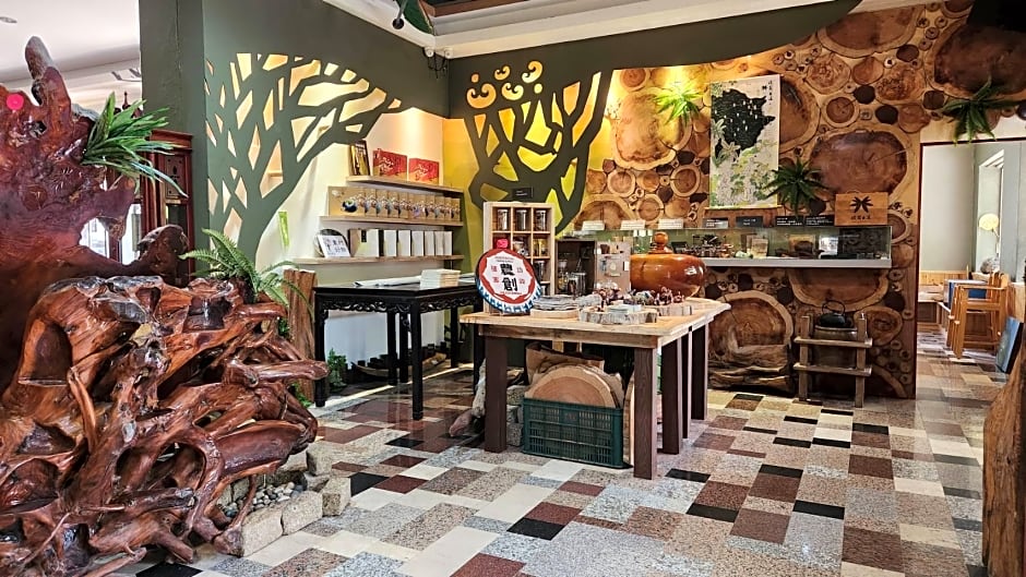 Taiwan Reishi Expert Bed and Breakfast