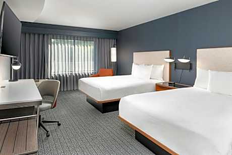 Queen Room - Hearing Accessible