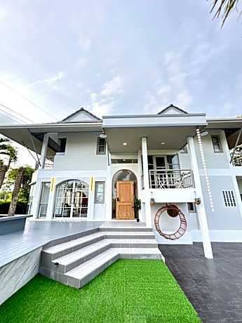 SOVA Vcay Pool Villa