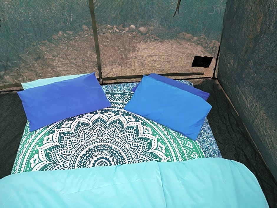 Amber Lagoon Eco Retreat - Chalets, Rooms and Glamping