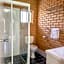 Yamba Motor Inn