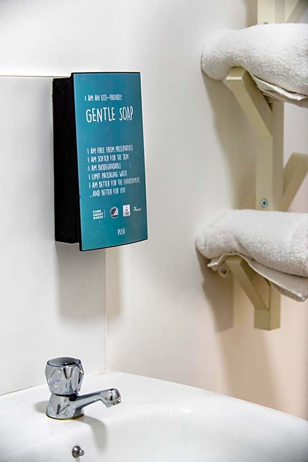 Royal Ashton Townhouse - Taunton