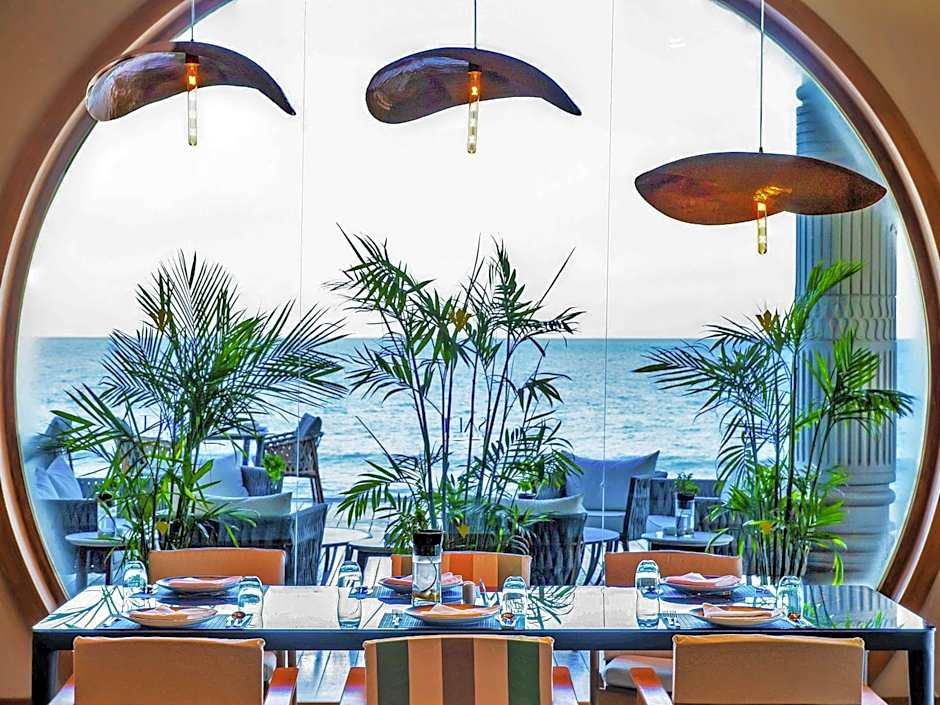 Rixos Premium Magawish Suites and Villas