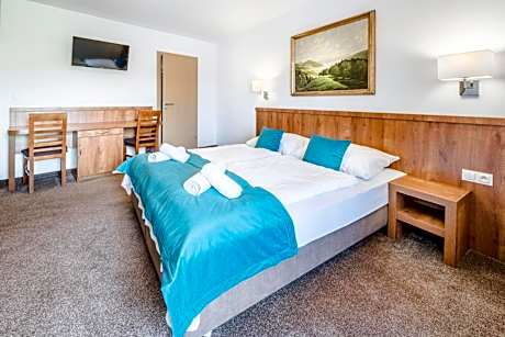 Triple Room with Balcony