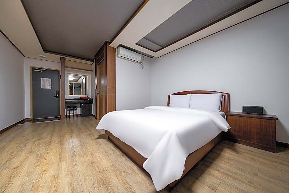 A1 Hotel