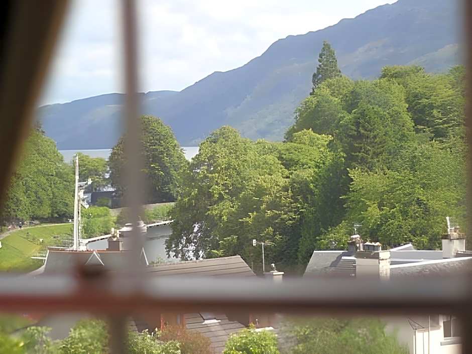 The Lovat, Loch Ness
