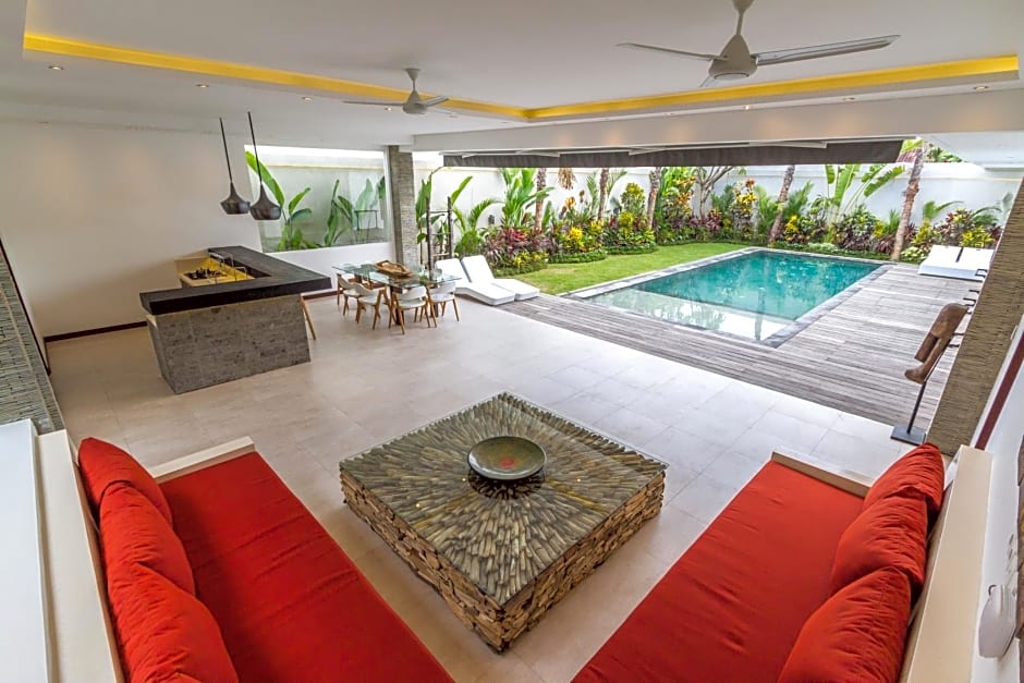 Villa Saha - Elegant 3-Bedroom in Seminyak