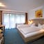 Aktivhotel & Gasthof Schmelz Ihr familienfreundliches Urlaubs Hotel mit Wellness, Almsauna, Chiemgau Karte
