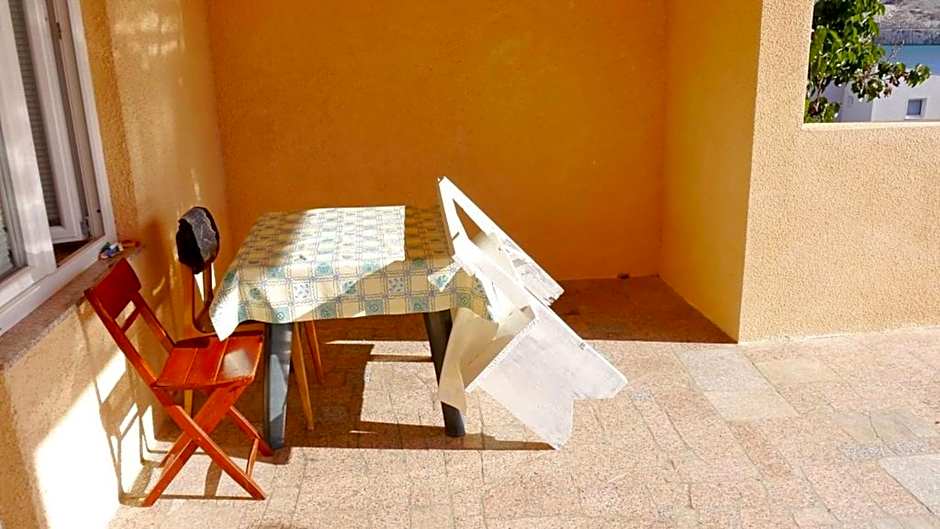 Cozy 1 bedroom apartment with sea view