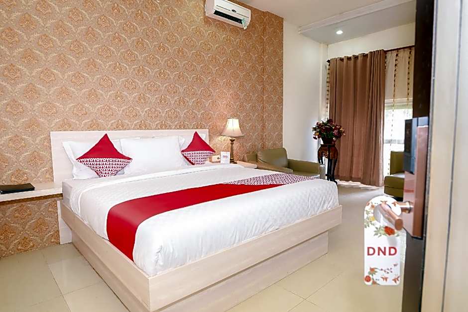 OYO 854 UB Caisar Hotel