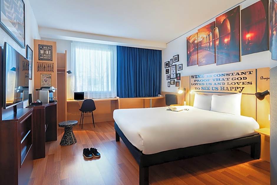 Ibis Geneve Petit Lancy Hotel