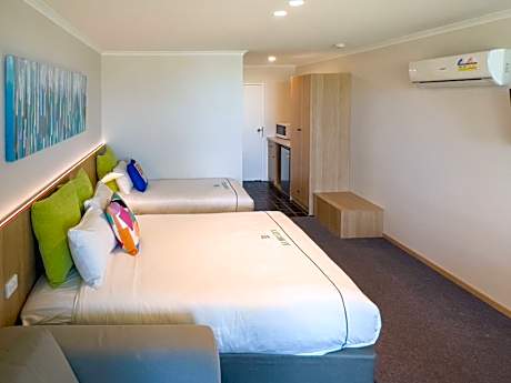 Standard Double or Twin Room with Garden View