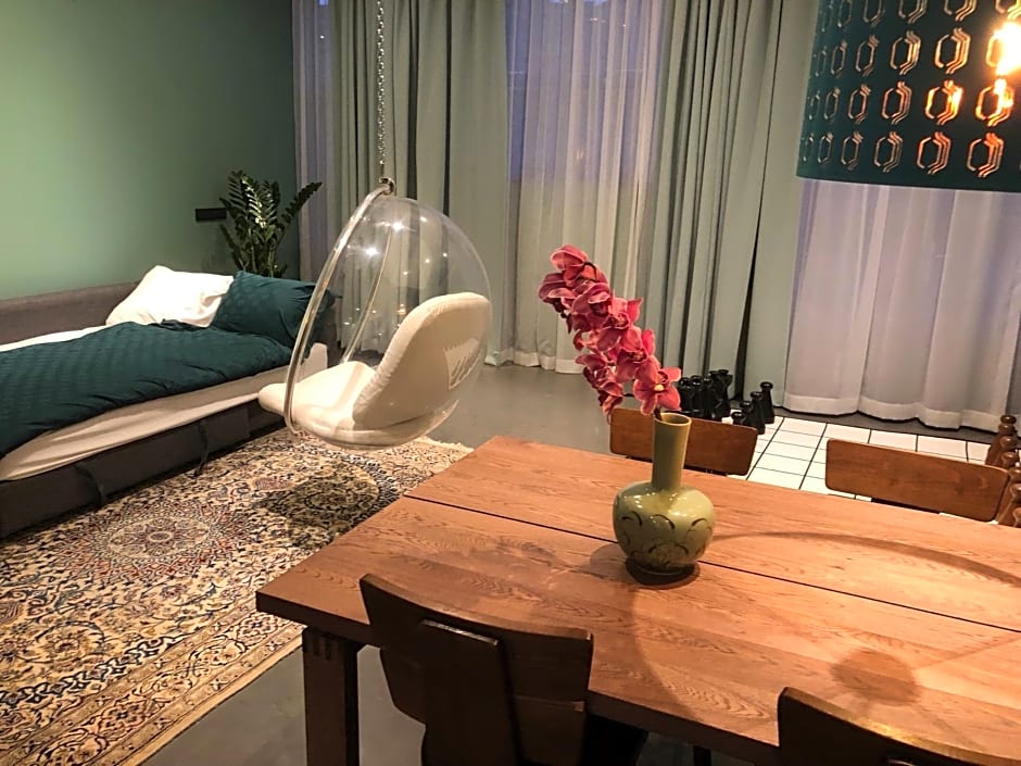 Boutique B&B Wharf – Amsterdam, NY
