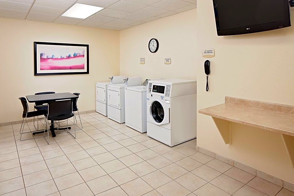 Fairfield Inn and Suites by Marriott Dallas Mansfield