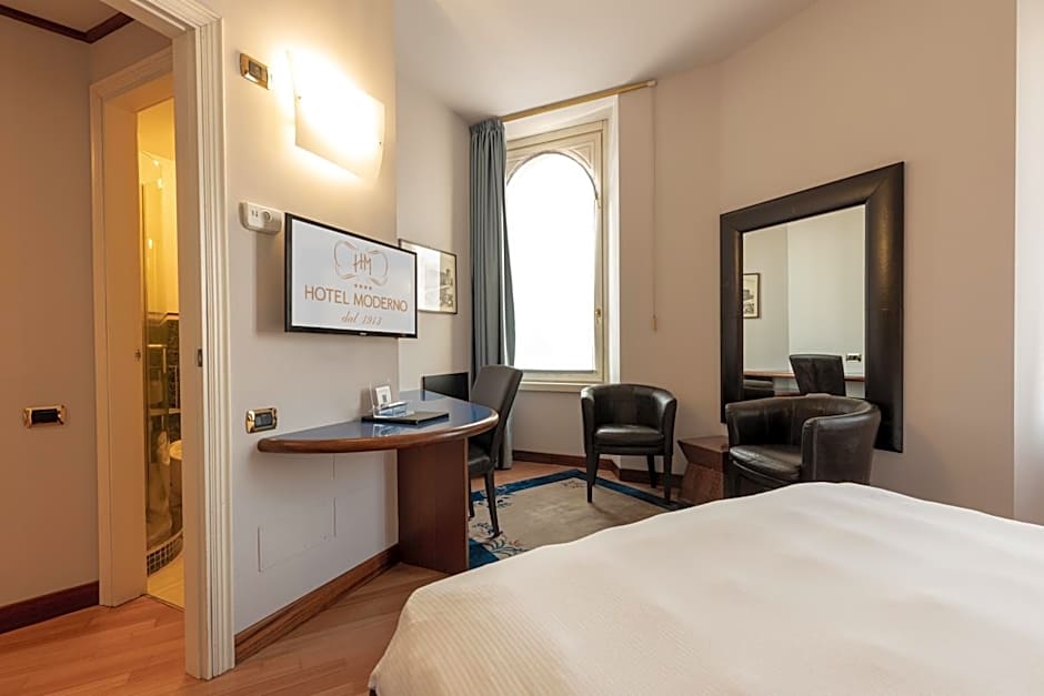 Hotel Moderno