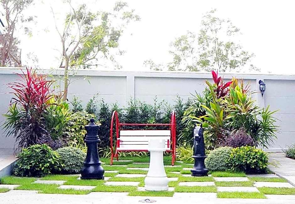 APA-TREE Boutique Hotel