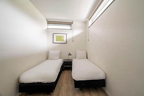 Large 2 Bedroom Apartment with Sofa Bed