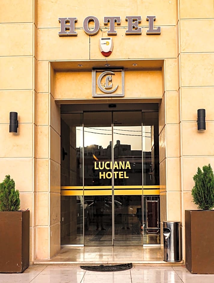 Luciana Hotel by BRATUS