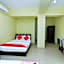 Green Palace Inn