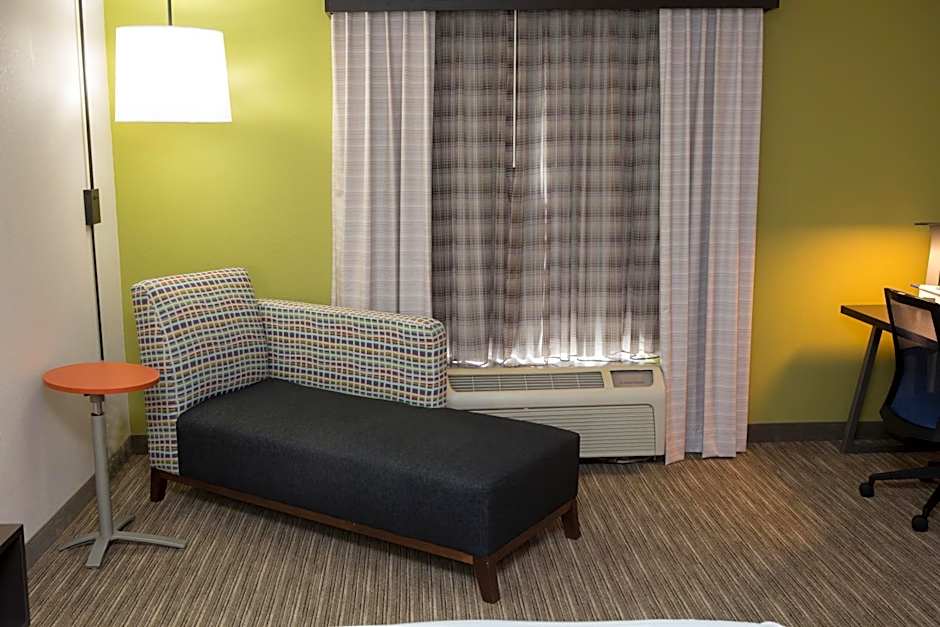 Holiday Inn Express Wilmington By IHG