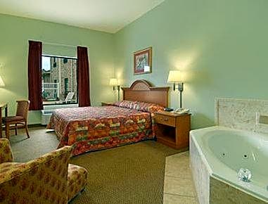 Super 8 Pascagoula