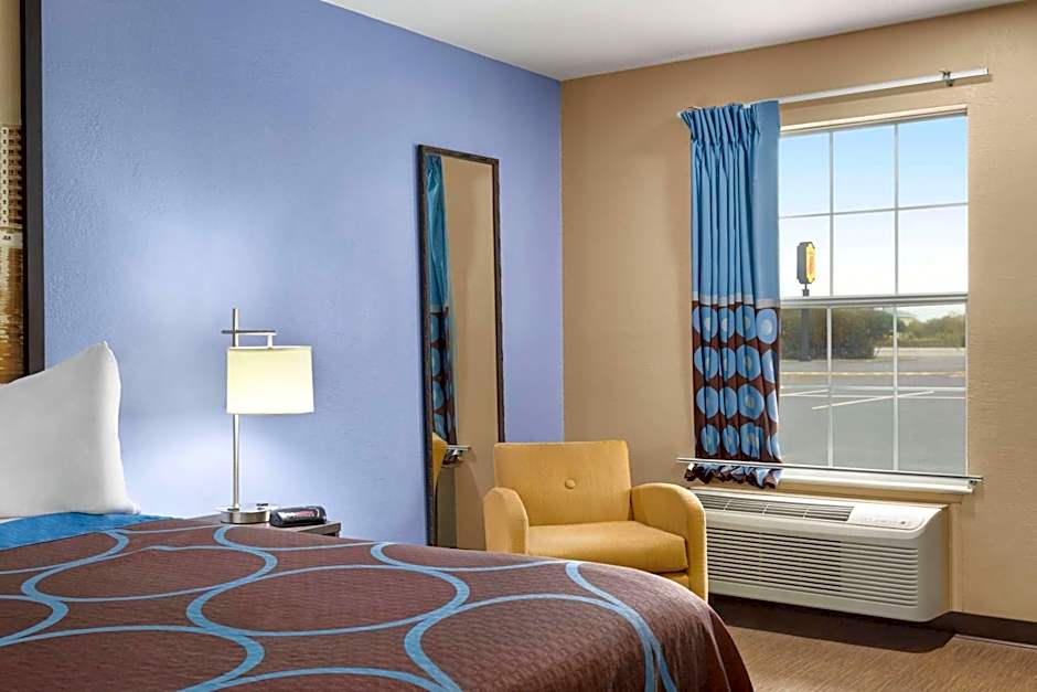 Super 8 by Wyndham Foley