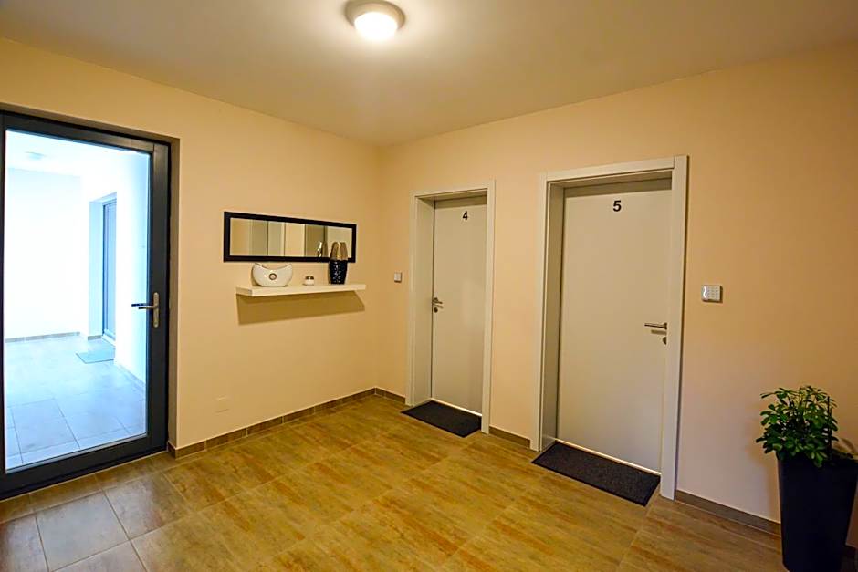 Mandarin Premium Apartments